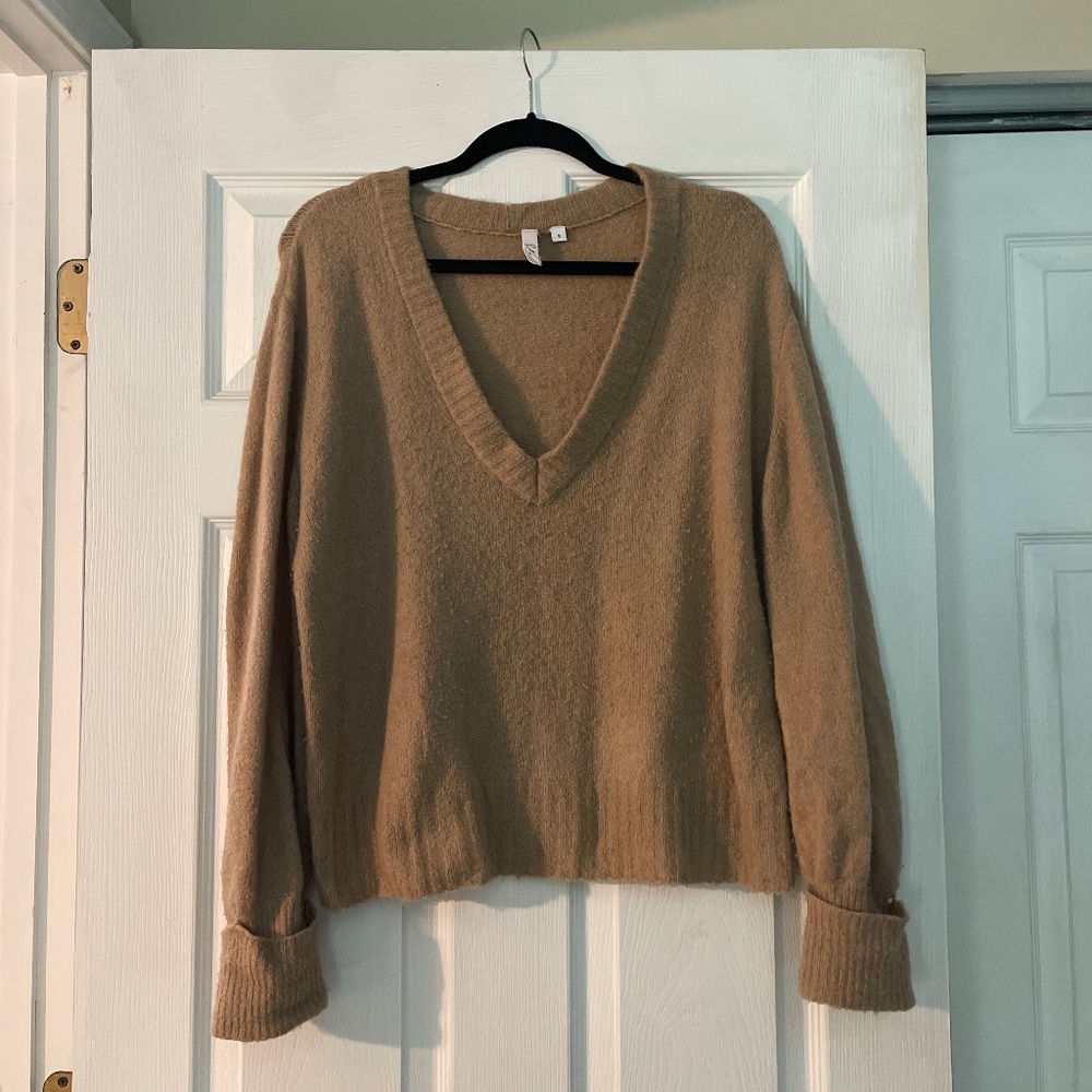 Long Sleeve Sweater Wool Fox Blend - Picture 1 of 5